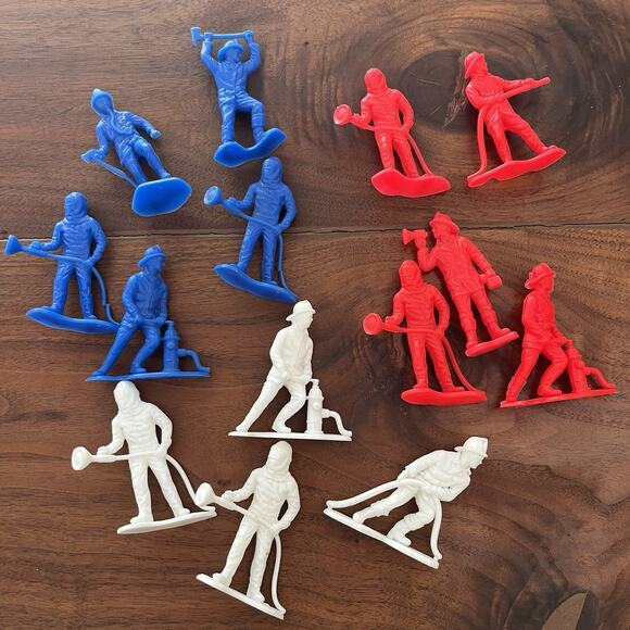 Vintage Tim Mee Plastic Firemen Red, White & Blue Lot of 14 - Picture 5 of 7